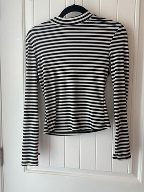 SHEIN Black & White Striped Long Sleeve Mock Neck Top